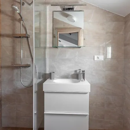 Apartment Penthouse Galic Podgora (Split-Dalmatia)